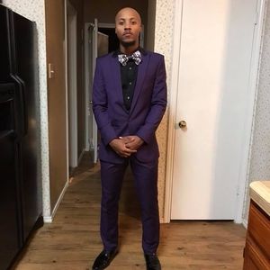 Meet your Posher, Derrick